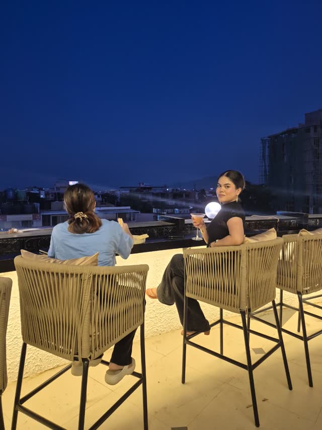 Open Sky Lounge